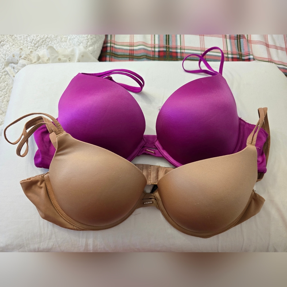 Victoria's Secret Used Very Sexy Bra Set Of Two 38B